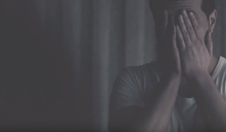 Yatak odasına gizli kamera koydu gerçekleri görünce nutku tutuldu - Resim: 2