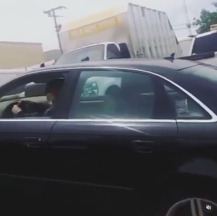 Ahu Tuğba Instagram'da çıldırdı! Kızının lüks otomobilini çöpe attı - Resim: 2