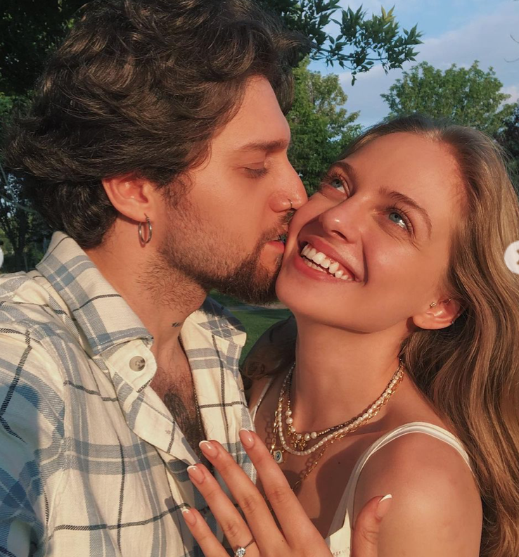 Sürpriz evlilik! Ufuk Beydemir ile İpek Filiz Yazıcı Roma'da evlendi - Resim: 2