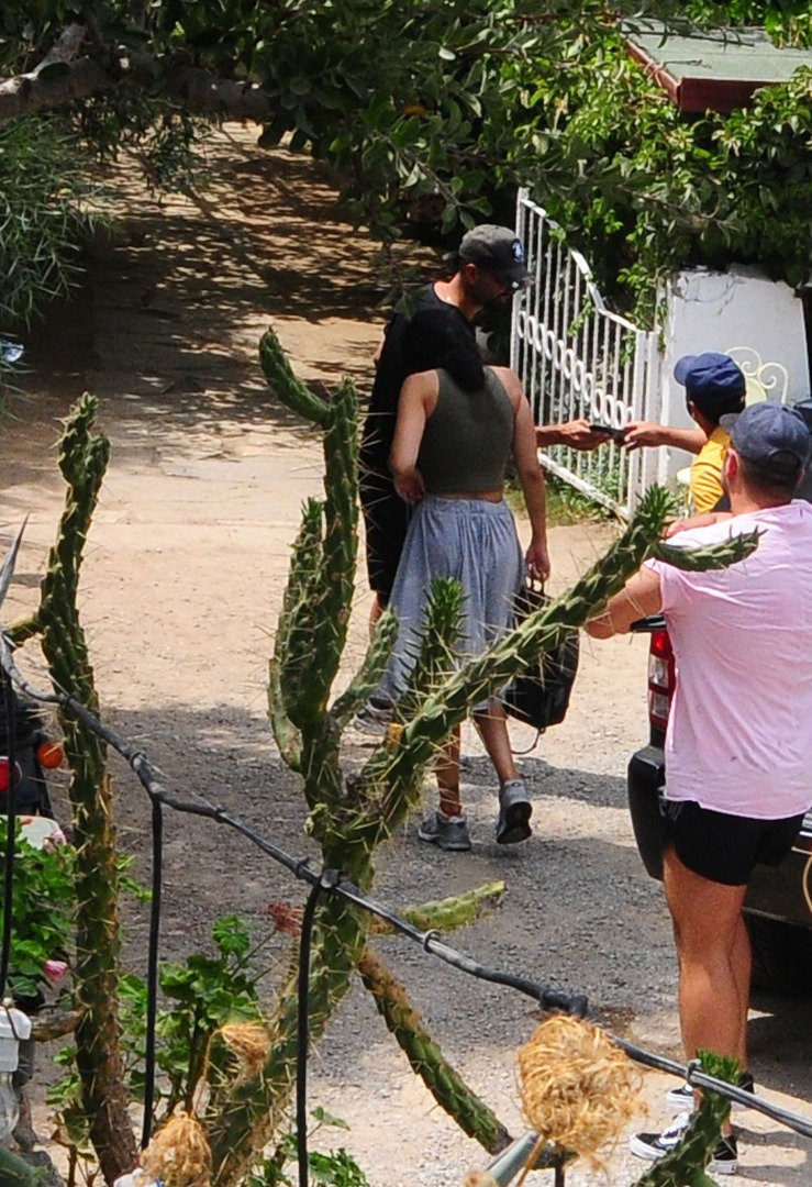 Asena Atalay popçu Tan konserde dudak dudağa! - Resim: 3