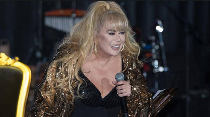 Zerrin Özer Photoshop kurbanı oldu özür dilemek zorunda kaldı - Resim: 2