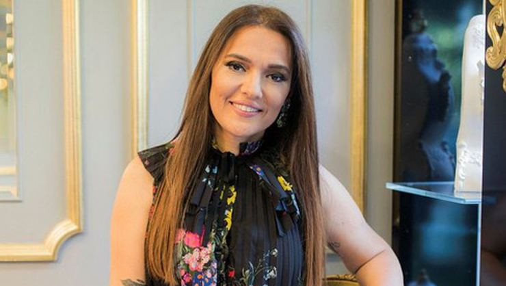 Okan Kurt'tan boşanan Demet Akalın 'kiralık konak' arıyor! - Resim: 4