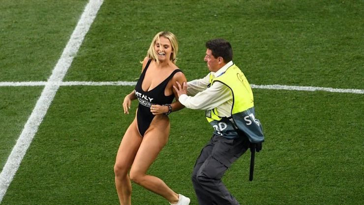 Şampiyonlar Ligi'nde sahaya giren Kinsey Wolanski'nin niyeti ortaya çıktı - Resim: 2