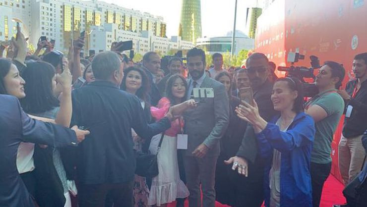 Diriliş Osman'ın yıldızı Burak Özçivit Beyrut'ta mahsur kaldı! Lübnan askerleri kurtardı! - Resim: 2