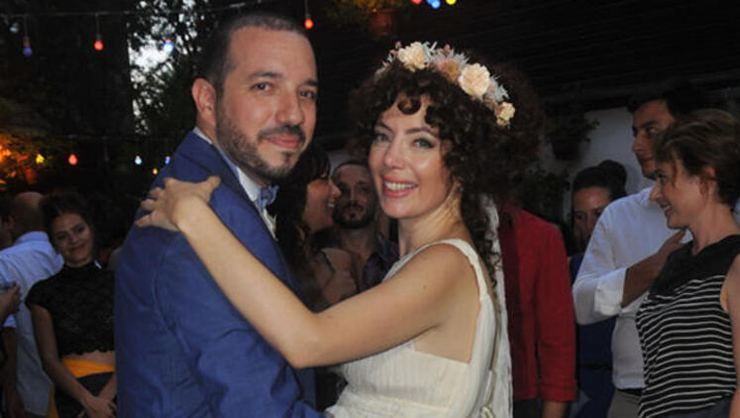 Akasya Asıltürkmen'in boşanma sonrası paylaşımı herkesi şaşırttı - Resim: 1