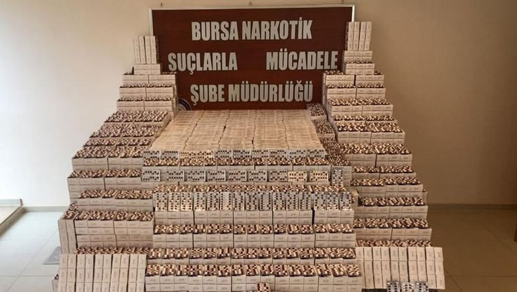 Yeşil reçete operasyonu! 430 bin ilaç ele geçirildi - Resim: 3