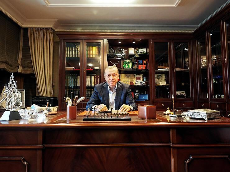 Cumhurbaşkanı Erdoğan'ın fotoğrafı satışa çıktı! İşte o Ara Güler imzalı fotoğrafın hikayesi - Resim: 6
