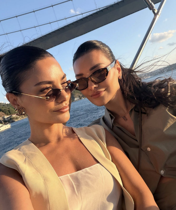 Hazal Filiz Küçükköse ikizi ile paylaştı! "Diğer yarım, canım" - Resim: 7