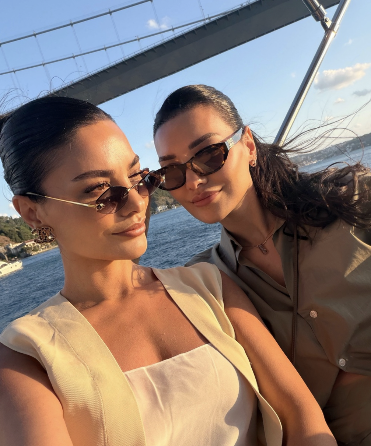 Hazal Filiz Küçükköse ikizi ile paylaştı! "Diğer yarım, canım" - Resim: 9