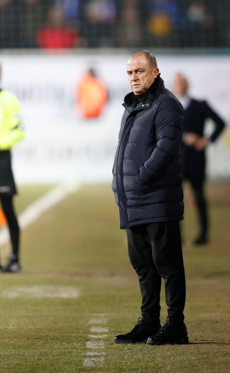 Terim'den oyuncularına sert uyarı! - Resim: 4