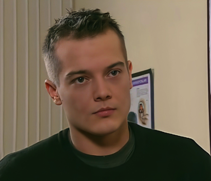 Arda Kural'ın yeni işi şaşırttı! Oyunculuğu bırakıp kayıplara karışmıştı - Resim: 3