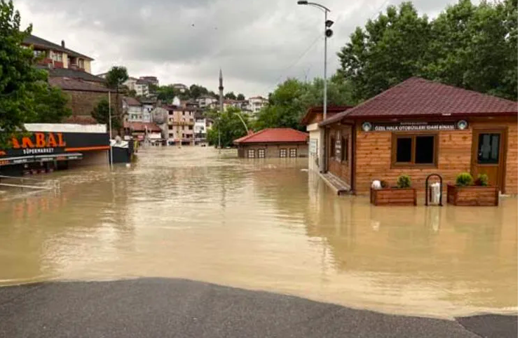Naci Görür Karadeniz Bölgesi için alarm verdi! Zaman kaybetmeden, hemen... - Resim: 2