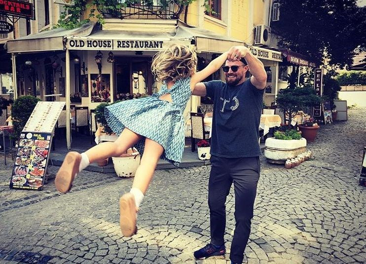 Arrow'un yıldızından 'Ayasofya ayıbı' Türk takipçileri fena kızdı! - Resim: 2