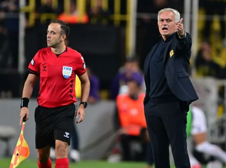 Fenerbahçe yüzyılın transferi için kolları sıvadı! Mourinho Ronaldo'yu telefonla aradı - Resim: 4