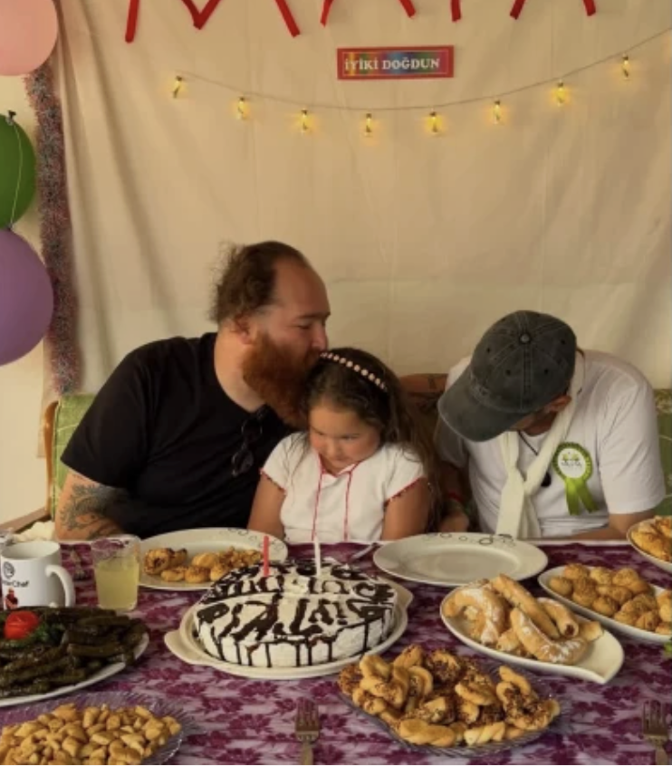 MasterChef Eren Kaşıkçı'nın kızı Maya ağlattı! Babasına bakın nasıl veda etmiş - Resim: 2