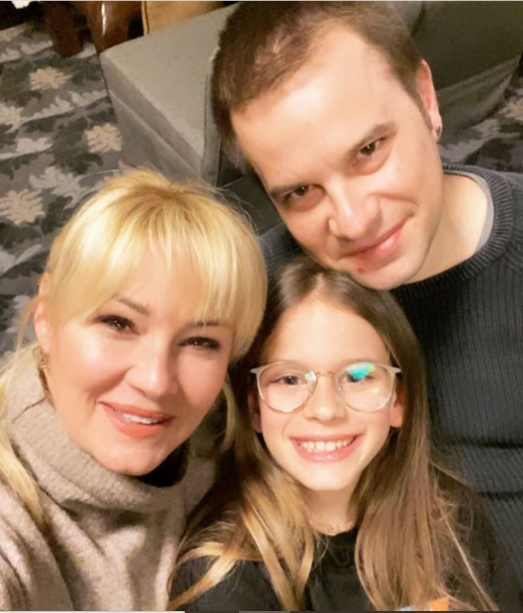 Pınar Altuğ'u çıldırtan yorumlar: Dövüyorum sonra da odaya cezaya koyuyorum! - Resim: 3