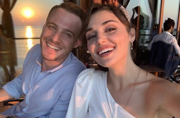 Hande Erçel Kerem Bürsin sevgili iddiası olay oldu ilk açıklama - Resim: 1