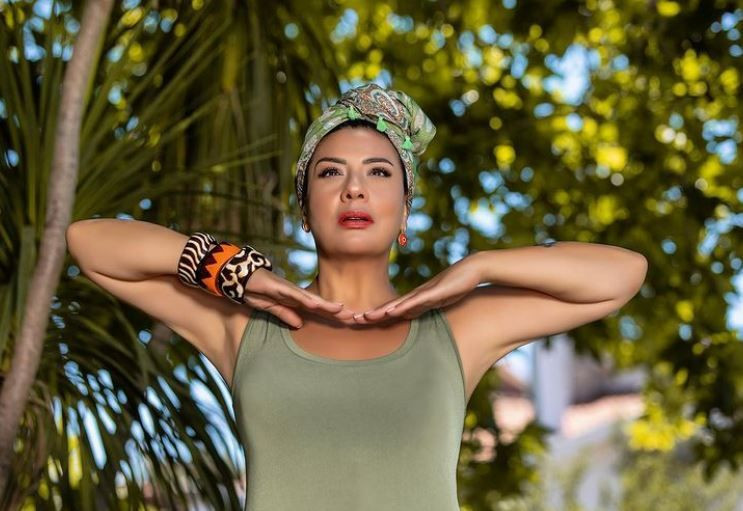 'Totolar yalan' diyen Işın Karaca takipçisinin yorumuna ateş püskürdü! - Resim: 1