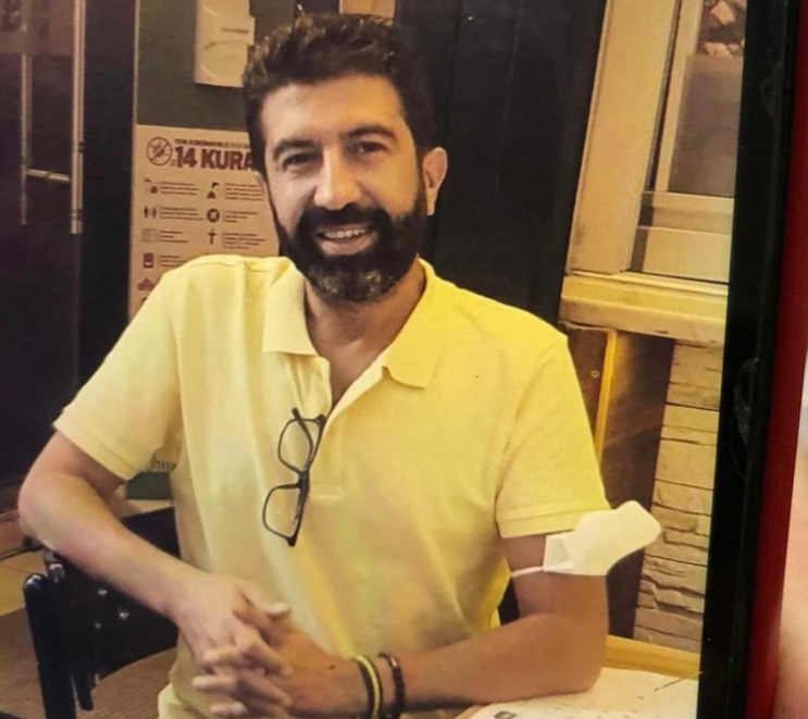 Ümraniye'de genç kız tartıştığı babasını sırtından bıçaklayarak öldürdü 5 suç kaydı çıktı - Resim: 1