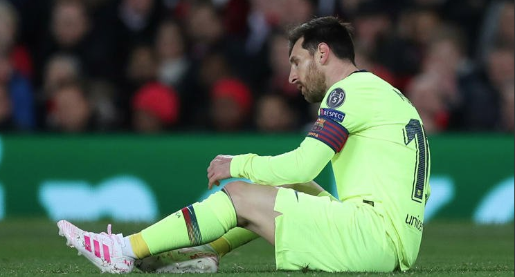 Messi kanlar içinde yerde kaldı yürekler ağza geldi - Resim: 12