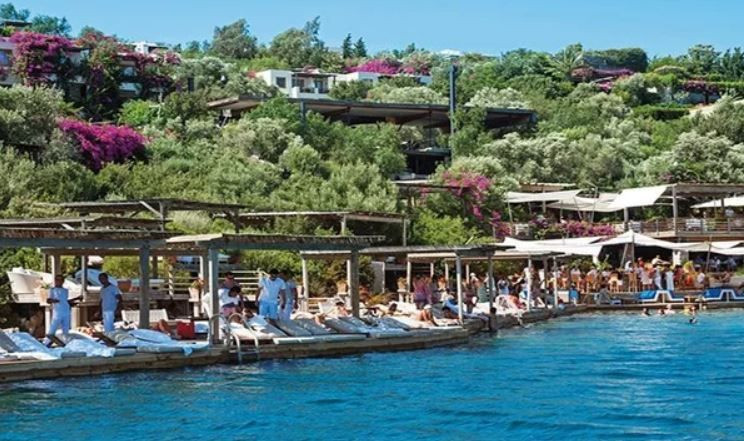 Bodrum 2021 lahmacun fiyatını solladı! 'Utanmadan suya 1000 tl yazmışlar' - Resim: 1