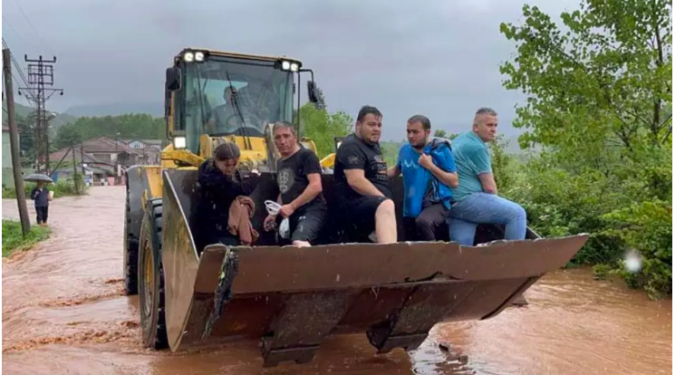 Naci Görür Karadeniz Bölgesi için alarm verdi! Zaman kaybetmeden, hemen... - Resim: 4