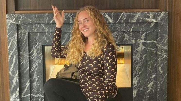 45 kilo veren Adele'nin bikinili pozu herkesi şaşırttı - Resim: 2