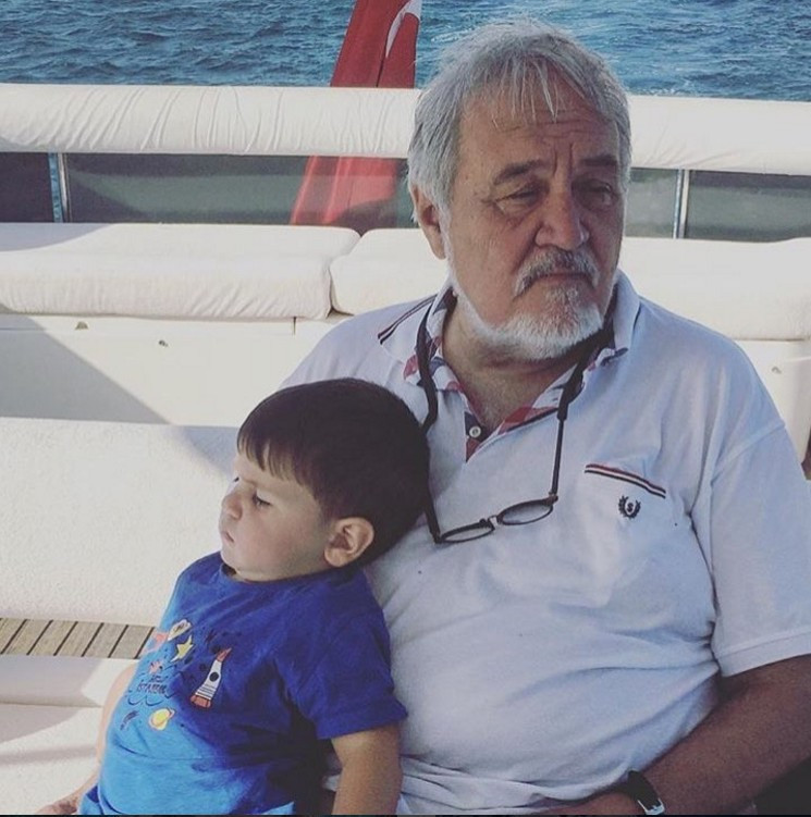İlber Ortaylı'nın torununa bakın aynı dedesi! - Resim: 1