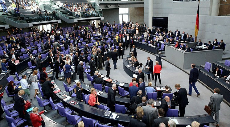 Almanya'da soykırıma evet diyen Türk vekiller! - Resim: 3