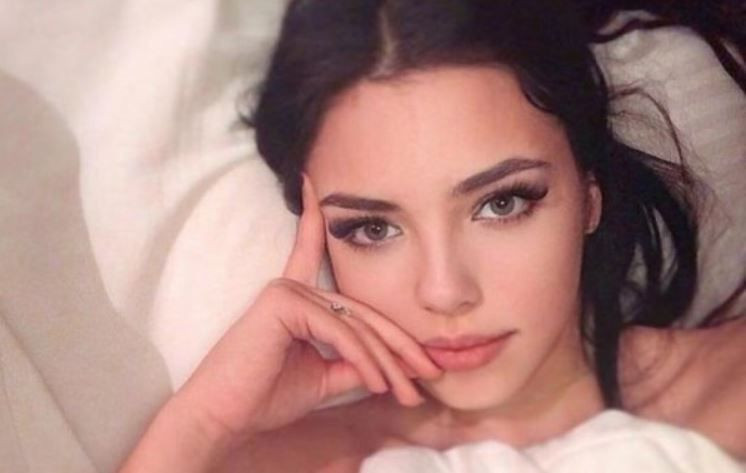 Aygün Aydın Hakan Sabancı'dan bebek mi dünyaya getirdi? 'Şerefsizin kızı' fotoğrafı - Resim: 2