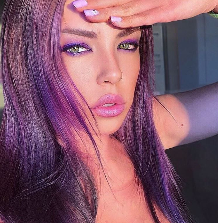 Aygün Aydın Hakan Sabancı'nın 'yarı çıplak yatak pozu'nu mu ifşa etti Dilara Aksüyek iddiası çıldırttı! - Resim: 1