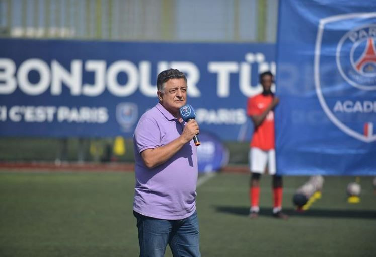 'İki eşim var ikisini de seviyorum' diyen Yılmaz Vural genç kadınlarla... Yılmaz Vural'ın ilk eşi ve ikinci eşi kim - Resim: 2