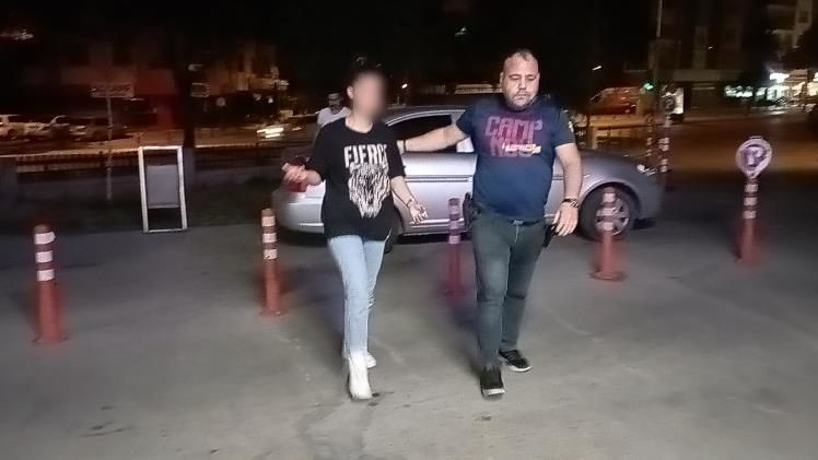 14 yaşındaki kız dedesini bıçakladı, yakalanınca savunması şaşırttı - Resim: 4