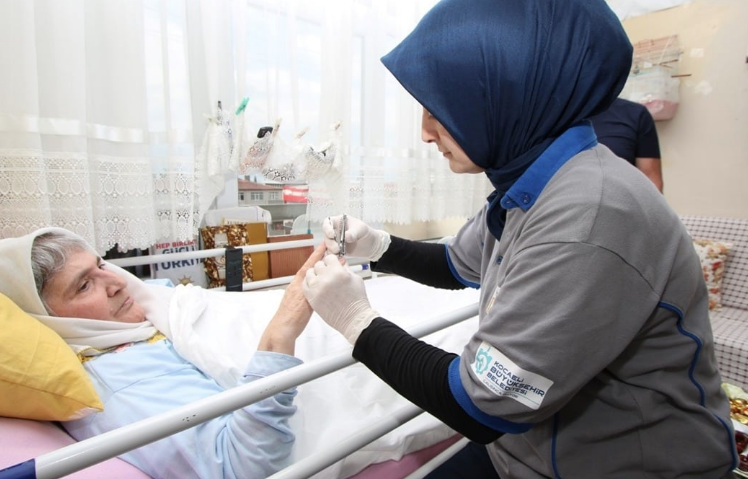 Uzmanlar yaşlılara yardım etmenin zararlı olduğunu açıkladı - Resim: 2