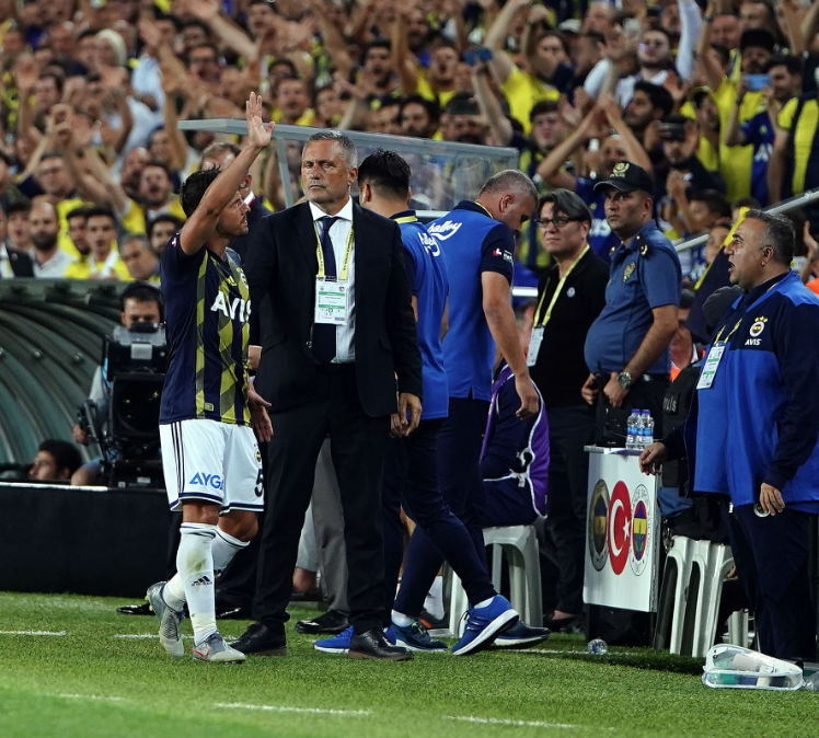 Fenerbahçe lehine 23 dakikada 3 penaltı çaldı Arda Kardeşler topa tutuldu - Resim: 4