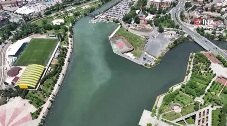 Haliç'teki renk değişimi ve kötü koku! İBB'den açıklama geldi "Bir anda çözülemez, iyi durumda" - Resim: 1