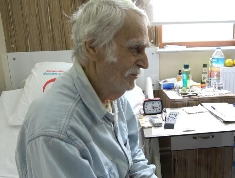 Eşref Kolçak: Yatakta değil, çalışarak ölmek istiyorum - Resim: 1