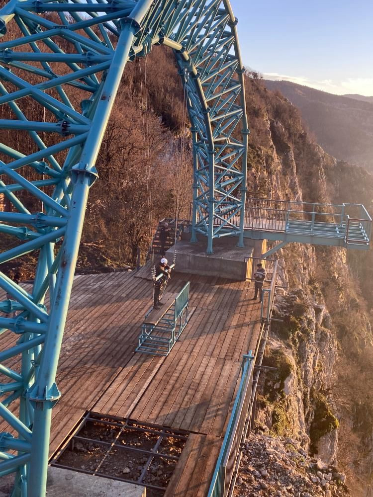 Türkiye’de bir ilk! Binmek yürek ister: 600 metre yükseklikte 'uçurum salıncağı' - Resim: 4