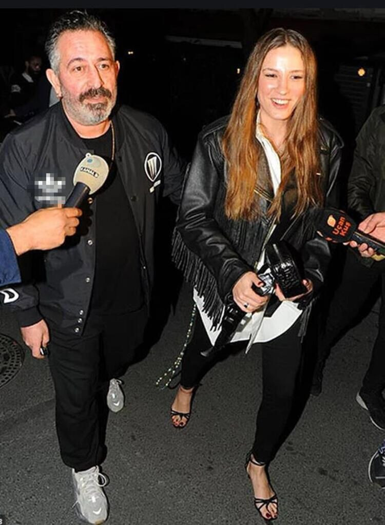 Serenay Sarıkaya'dan olay Cem Yılmaz hamlesi! Son pozu ortalığı yıkmıştı - Resim: 1