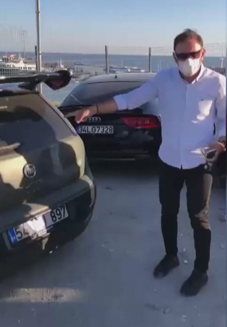 Beylikdüzü'nde hatalı park şoku! Aracını parçaladım gel çek - Resim: 1