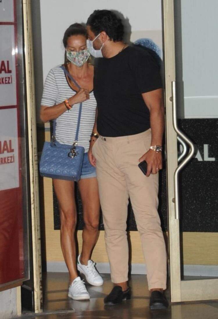 Ebru Şallı'dan sosyal medya paylaşımı eleştirilerine yanıt - Resim: 3