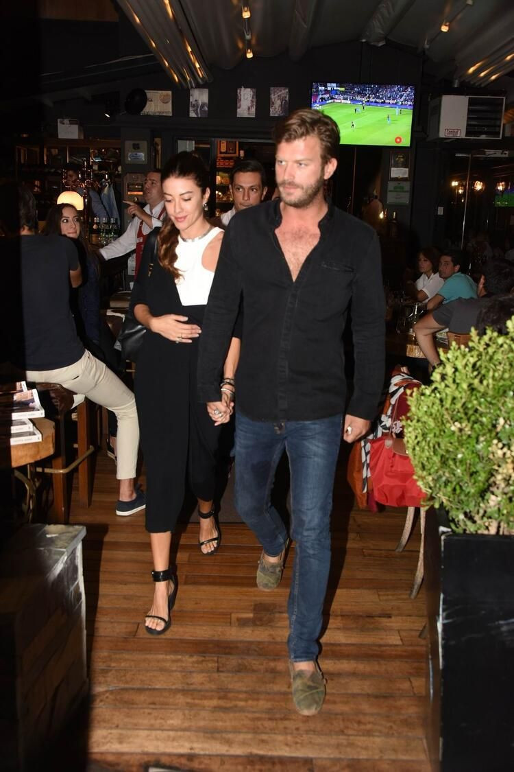 'Kocanı öldürüp seni köpeğim yapacağım' demişti! Kıvanç Tatlıtuğ Başak Dizer zor günler yaşıyor - Resim: 3