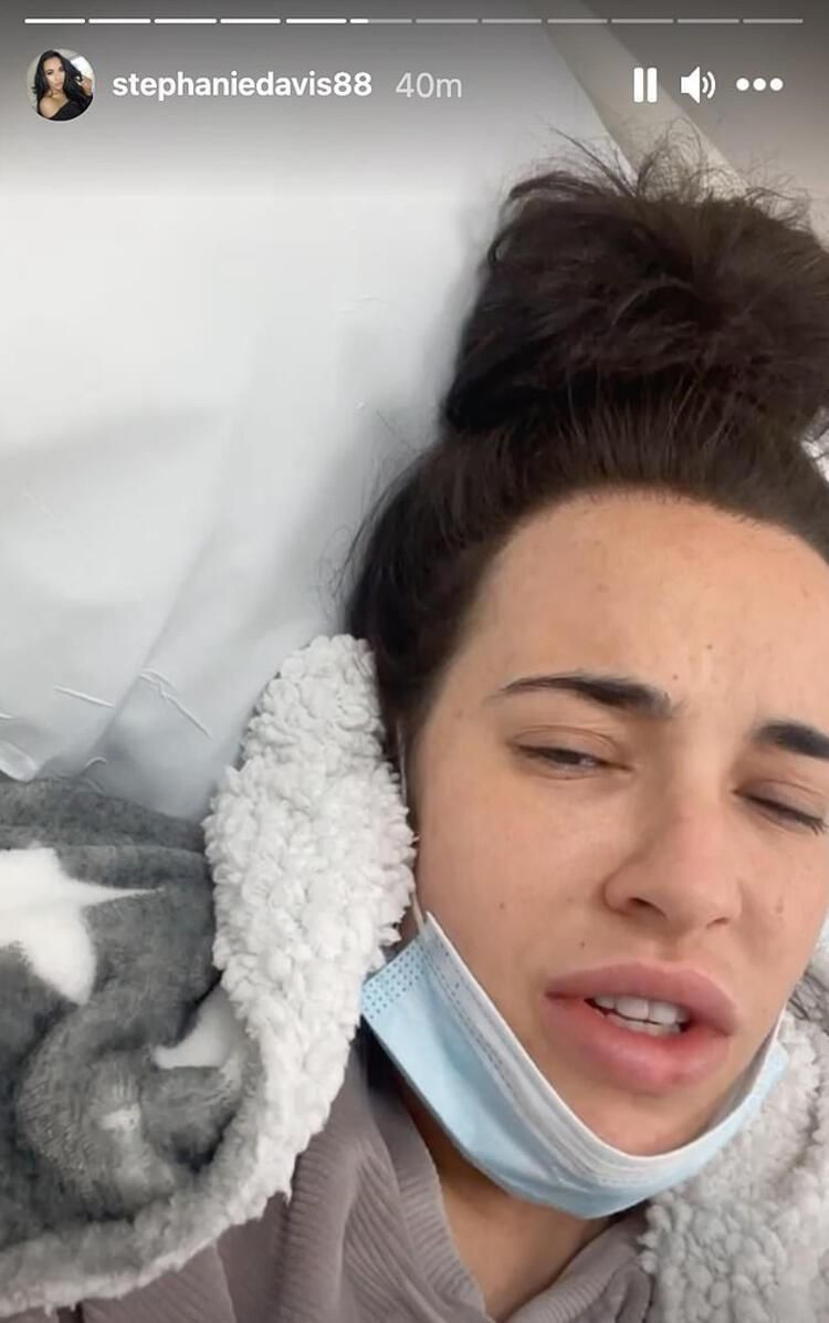 İngiliz oyuncu Stephanie Davis Covid-19'a yakalandı ağır semptomlar geçiriyor - Resim: 3