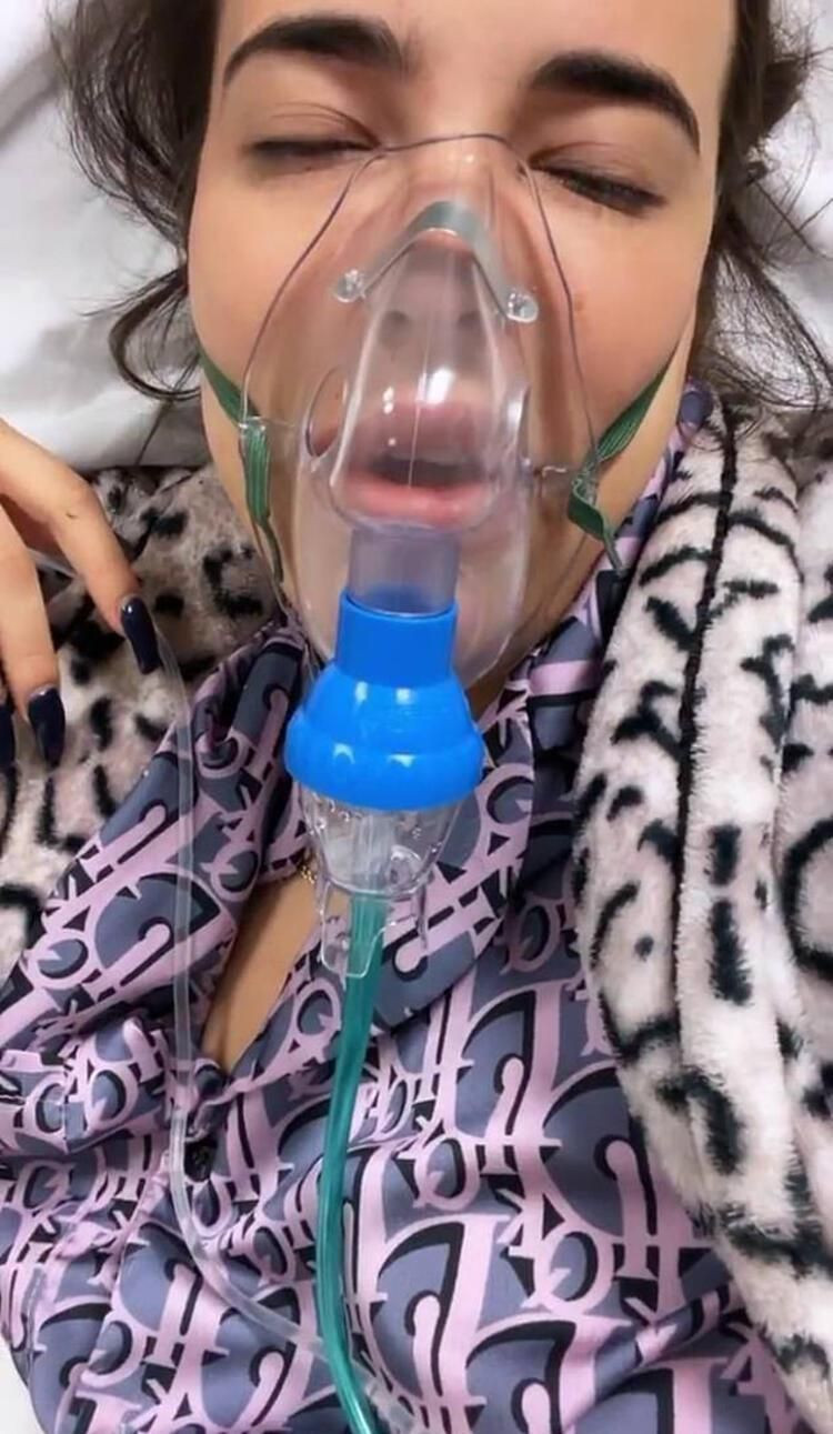 İngiliz oyuncu Stephanie Davis Covid-19'a yakalandı ağır semptomlar geçiriyor - Resim: 2