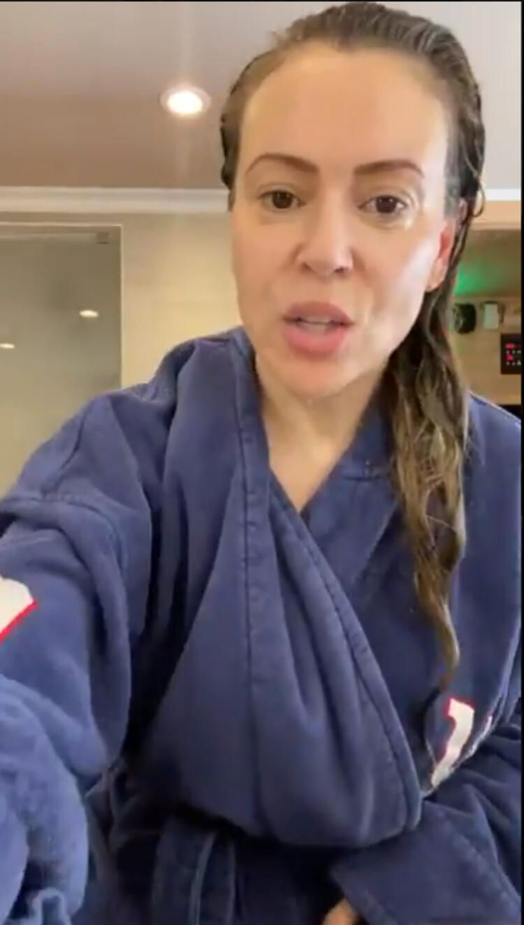 Koronaya yakalanan ünlü oyuncudan şok video! 'Covid-19 yüzünden saçlarım dökülüyor...' - Resim: 3