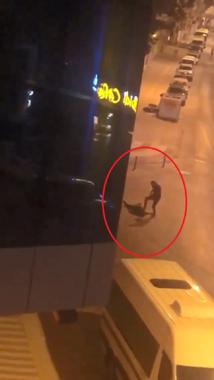 Bursa'da tanımadığı kişi tarafından dövülerek öldürüldü - Resim: 4