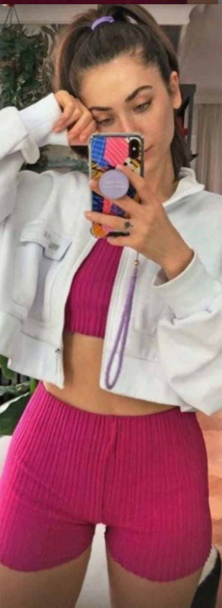 Takipçisinin 'Bacağın kalın görünüyor' yorumuna Fulya Zenginer'den tepki! - Resim: 2