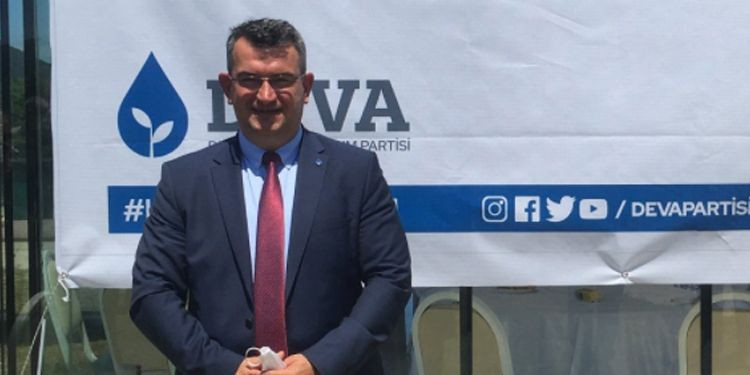 DEVA Partisi kurucusu Metin Gürcan'ı 'casusluk' suçundan tutuklatan fotoğraflar ortaya çıktı - Resim: 1