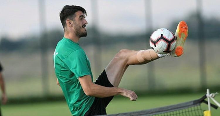 Portekiz devi Benfica o Türk futbolcuyu istedi! - Resim: 3