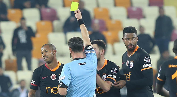 Erman Toroğlu'ndan Sinan Gümüş'e: Piknik oyuncusu... - Resim: 2